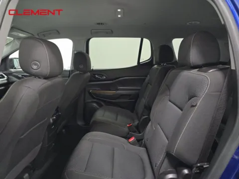 More photos of 2023 GMC Acadia SLE at Clement Supercenter, MO