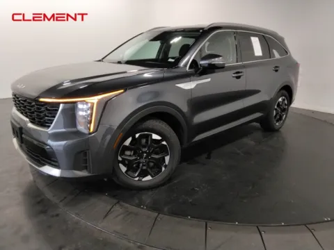 Gray 2024 Kia Sorento S for sale in St. Charles, MO