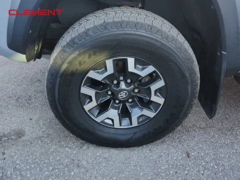 More photos of 2020 Toyota Tacoma TRD Off-Road at Clement Supercenter, MO