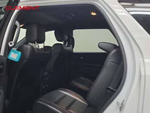 Another view of 2022 Dodge Durango R/T for sale in St. Charles, MO at Clement Supercenter