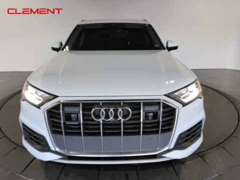 Photos of 2022 Audi Q7 55 Premium Plus for sale in St. Charles, MO at Clement Supercenter
