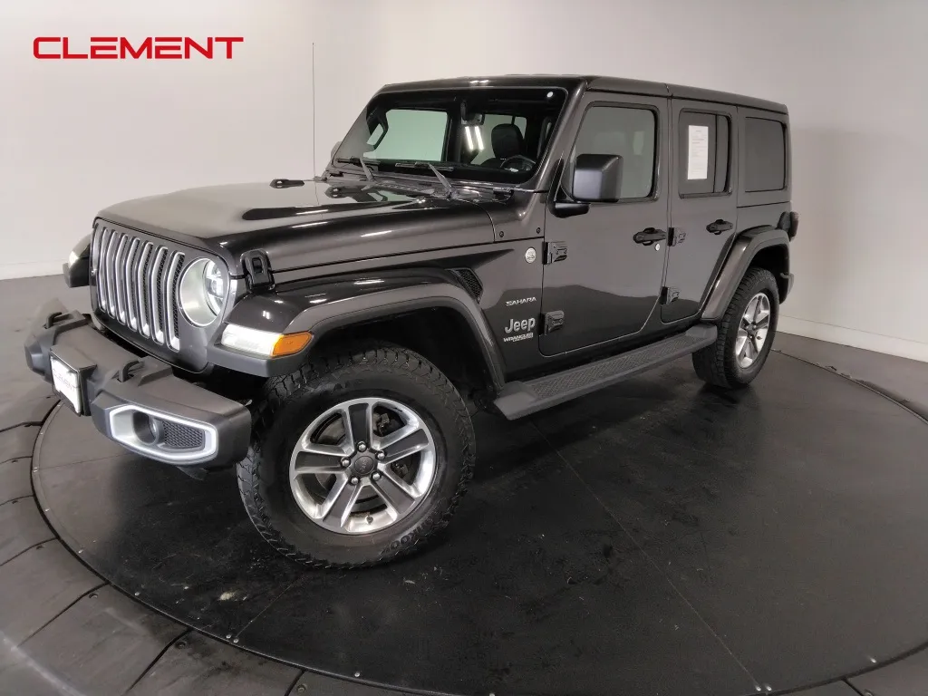 Gray 2019 Jeep Wrangler Unlimited Sahara for sale in St. Charles, MO