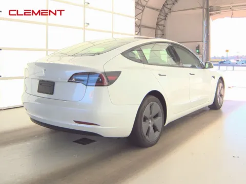 More photos of 2022 Tesla Model 3 at Clement Supercenter, MO