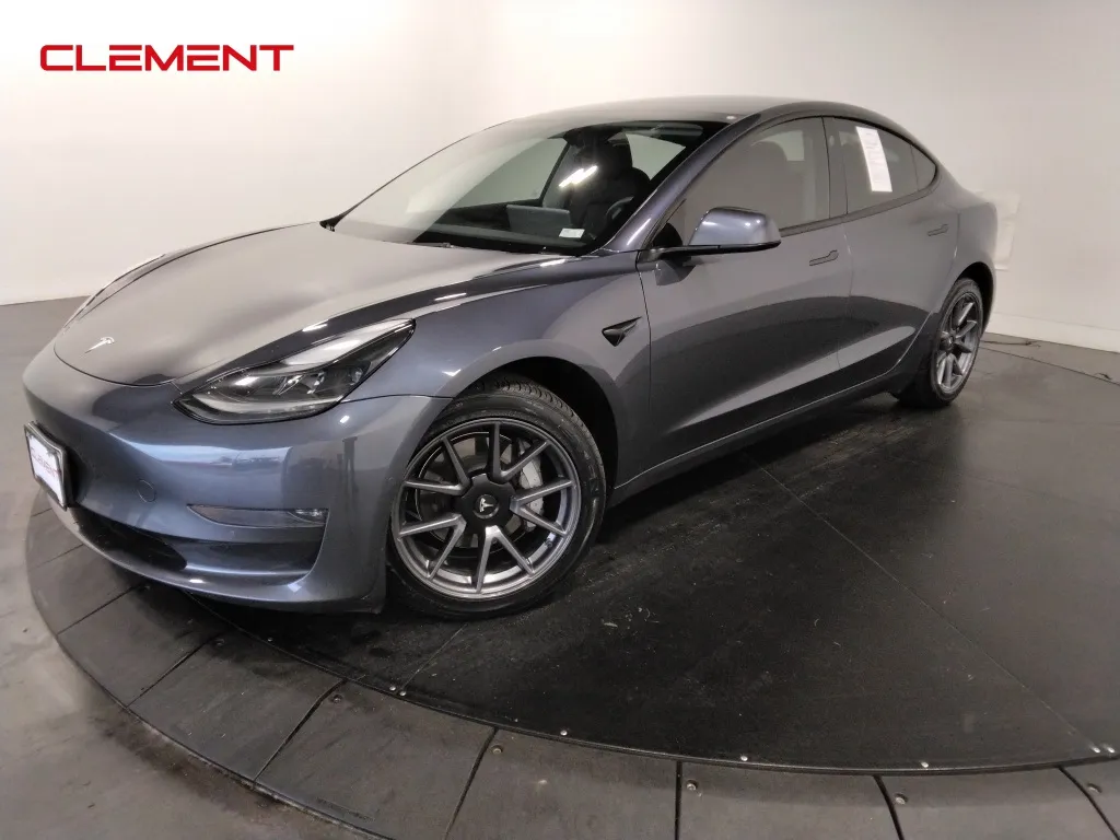 2022 Tesla Model 3 Long Range