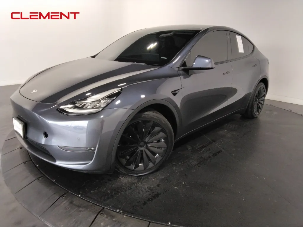 Blue 2021 Tesla Model Y Long Range for sale in St. Charles, MO