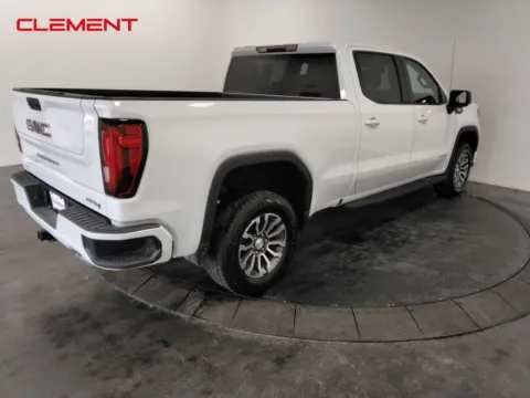 More photos of 2022 GMC Sierra 1500 AT4 at Clement Supercenter, MO