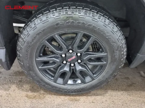 More photos of 2023 GMC Sierra 1500 Elevation at Clement Supercenter, MO