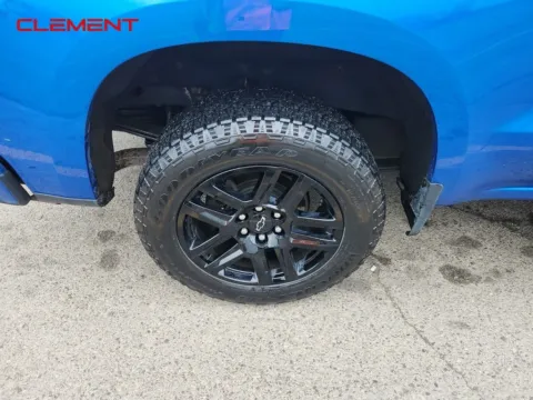 More photos of 2023 Chevrolet Silverado 1500 RST at Clement Supercenter, MO