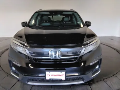 Another view of 2019 Honda Pilot Touring for sale in St. Charles, MO at Clement Supercenter