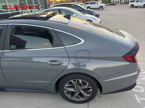 More photos of 2020 Hyundai Sonata SEL at Clement Pre-Owned, MO