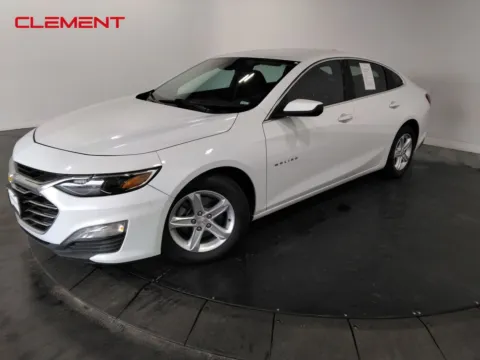 White 2023 Chevrolet Malibu LT for sale in Florissant, MO
