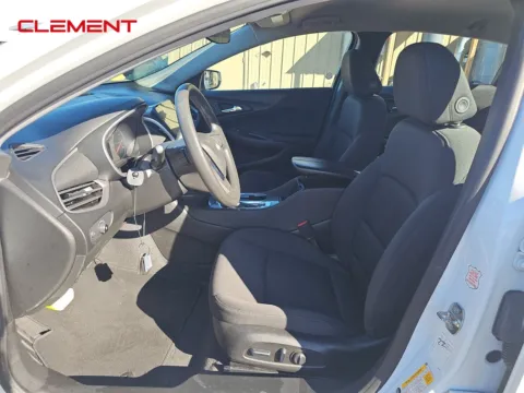 More photos of 2024 Chevrolet Malibu LT at Clement Pre-Owned, MO