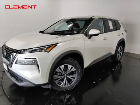 White 2023 Nissan Rogue SV for sale in Florissant, MO