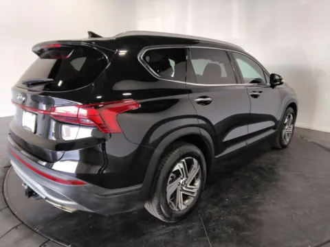 More photos of 2023 Hyundai Santa Fe SEL at Clement Pre-Owned, MO