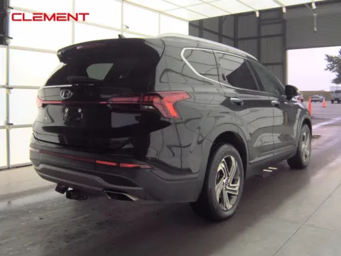 More photos of 2023 Hyundai Santa Fe SEL at Clement Pre-Owned, MO