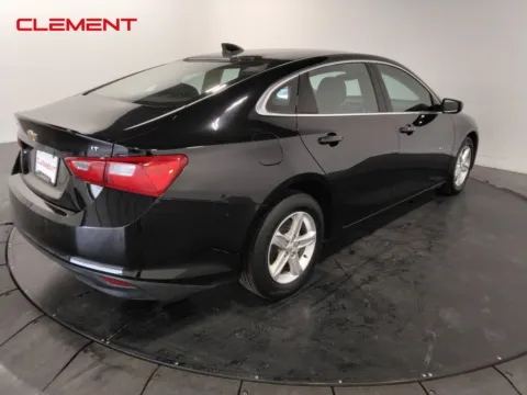 More photos of 2023 Chevrolet Malibu LT at Clement Pre-Owned, MO