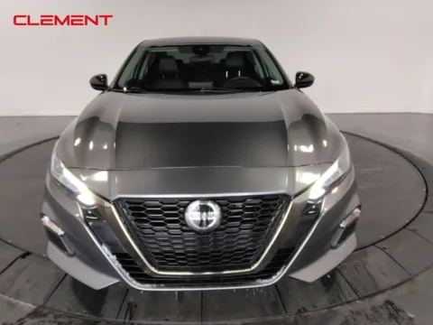 Photos of 2021 Nissan Altima 2.5 SR for sale in Florissant, MO at Clement Pre-Owned