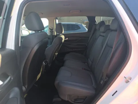 More photos of 2023 Hyundai Santa Fe SEL at Clement Pre-Owned, MO