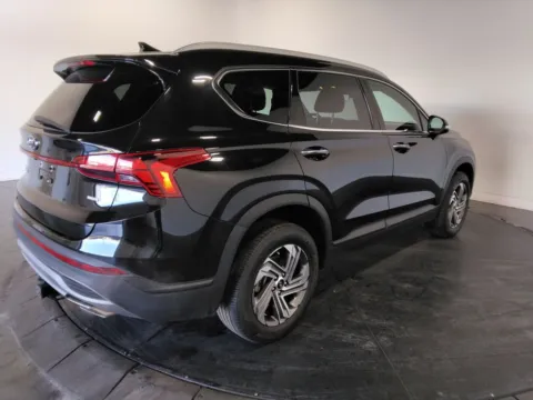 More photos of 2023 Hyundai Santa Fe SEL at Clement Pre-Owned, MO