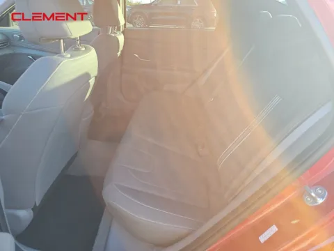 More photos of 2023 Hyundai Elantra SEL at Clement Pre-Owned, MO