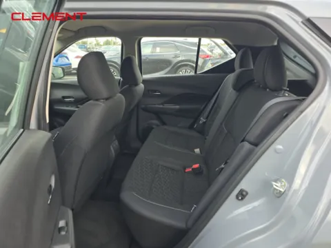 More photos of 2021 Nissan Kicks SV at Clement Pre-Owned, MO