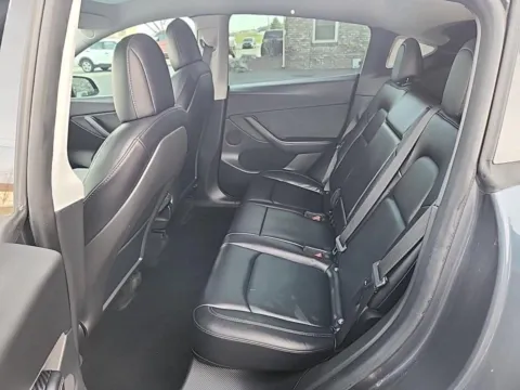 More photos of 2022 Tesla Model Y Performance at Clement Pre-Owned, MO