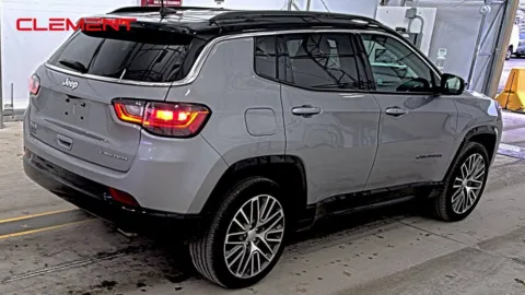 More photos of 2022 Jeep Compass Limited at Clement Pre-Owned, MO