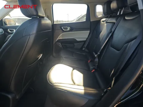 More photos of 2022 Jeep Compass Limited at Clement Pre-Owned, MO