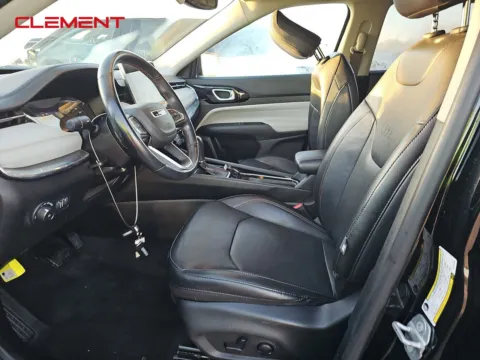 Another view of 2022 Jeep Compass Limited for sale in Florissant, MO at Clement Pre-Owned