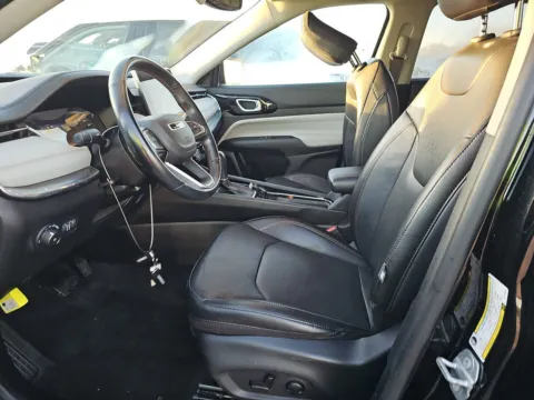 Another view of 2022 Jeep Compass Limited for sale in Florissant, MO at Clement Pre-Owned