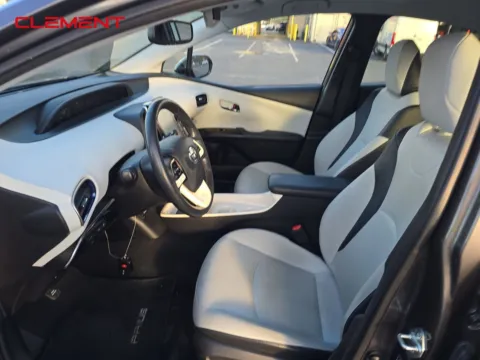 More photos of 2018 Toyota Prius Four Touring at Clement Pre-Owned, MO