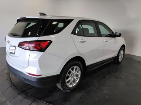 More photos of 2022 Chevrolet Equinox LS at Clement Pre-Owned, MO