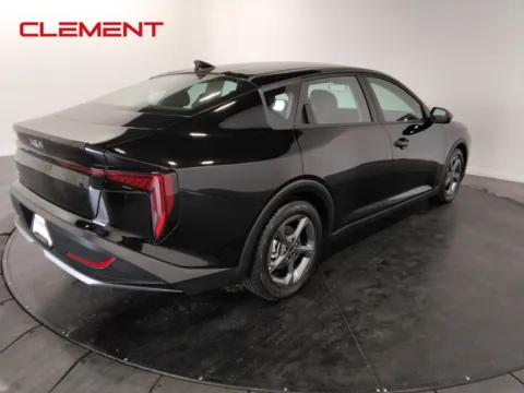 More photos of 2025 Kia K4 LXS at Clement Pre-Owned, MO