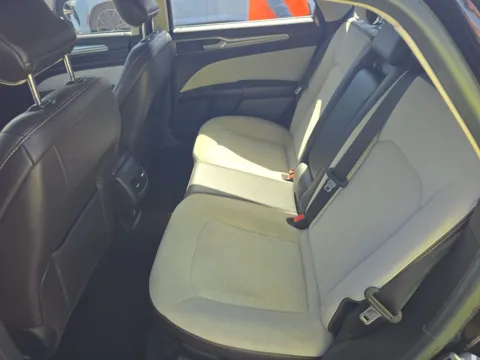 More photos of 2019 Ford Fusion SE at Clement Pre-Owned, MO