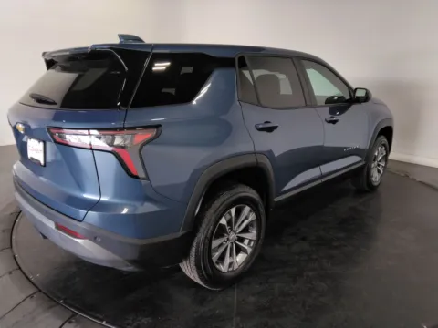 More photos of 2025 Chevrolet Equinox LT at Clement Pre-Owned, MO