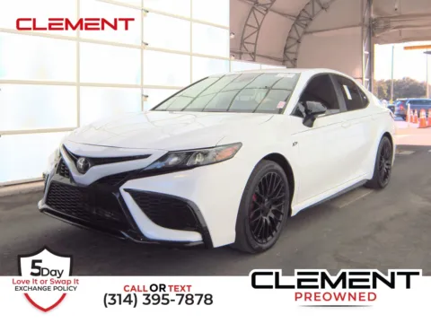 White 2023 Toyota Camry SE for sale in Florissant, MO