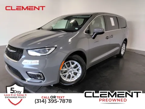 Gray 2023 Chrysler Pacifica Touring L for sale in Florissant, MO