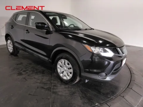 More photos of 2019 Nissan Rogue Sport S at Clement Pre-Owned Florissant, MO