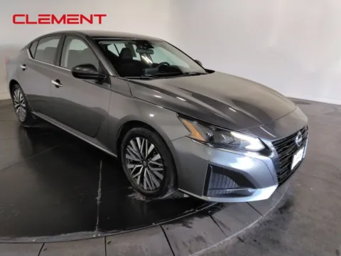 More photos of 2024 Nissan Altima 2.5 SV at Clement Pre-Owned, MO
