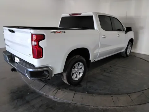 More photos of 2023 Chevrolet Silverado 1500 LT at Clement Pre-Owned Florissant, MO
