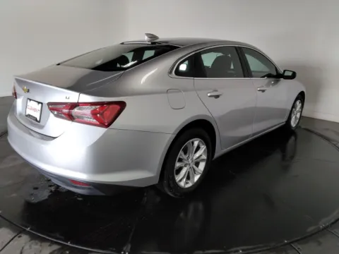 More photos of 2020 Chevrolet Malibu LT at Clement Pre-Owned, MO