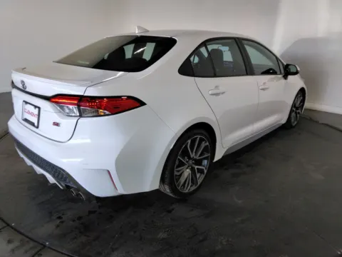 More photos of 2022 Toyota Corolla SE at Clement Pre-Owned Florissant, MO