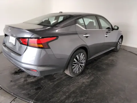More photos of 2025 Nissan Altima 2.5 SV at Clement Pre-Owned Florissant, MO