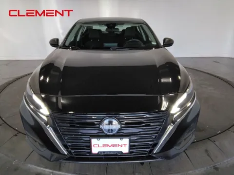 Another view of 2025 Nissan Altima 2.5 SV for sale in Florissant, MO at Clement Pre-Owned Florissant
