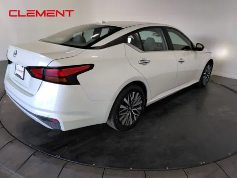 More photos of 2025 Nissan Altima 2.5 SV at Clement Pre-Owned Florissant, MO