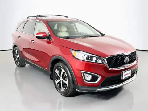 Another view of 2016 Kia Sorento EX for sale in Florissant, MO at Clement Pre-Owned Florissant