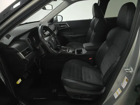 Another view of 2024 Mitsubishi Outlander SE Black Edition for sale in Florissant, MO at Clement Pre-Owned Florissant