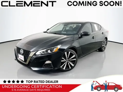 Black 2021 Nissan Altima 2.5 SR for sale in Florissant, MO