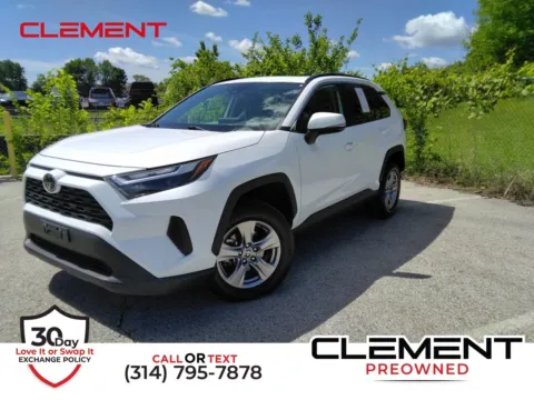 White 2023 Toyota RAV4 XLE for sale in Florissant, MO