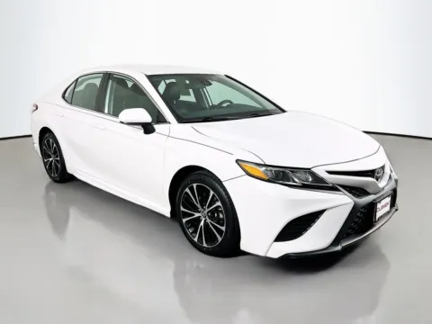 Another view of 2020 Toyota Camry SE for sale in Florissant, MO at Clement Pre-Owned Florissant